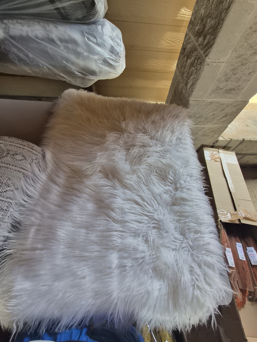 Plush Faux Fur Throw Blanket - White